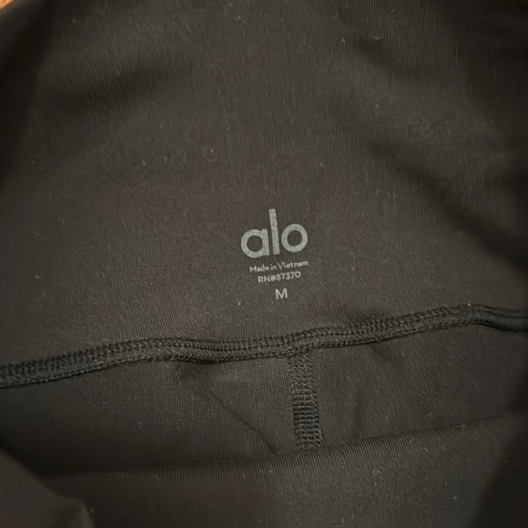 ALO Yoga Black High-Waist Bike Shorts, Size Medium - Picture 4 of 7